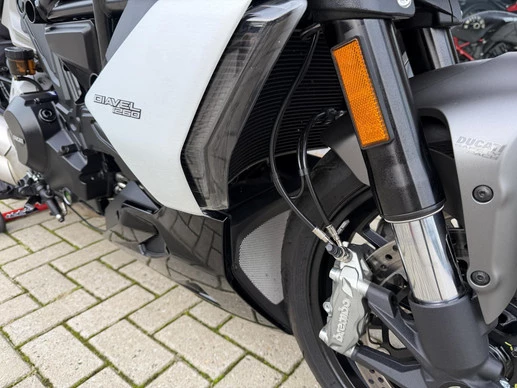 Ducati Diavel - Afbeelding 6 van 17