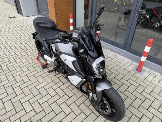 Ducati Diavel - Afbeelding 15 van 17