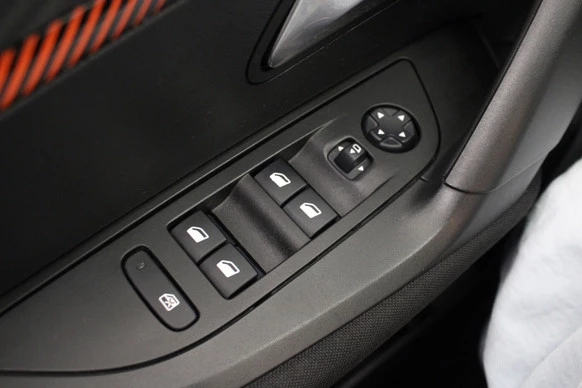 Peugeot 2008 - Afbeelding 14 van 19