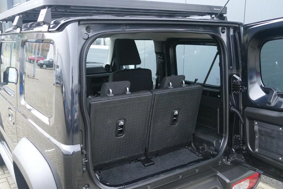 Suzuki Jimny - Afbeelding 27 van 30