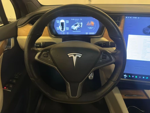 Tesla Model X - Afbeelding 13 van 30