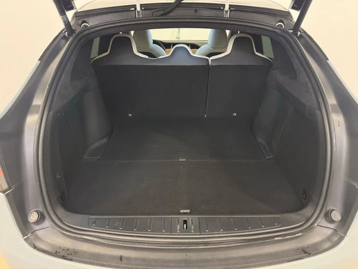 Tesla Model X - Afbeelding 19 van 30
