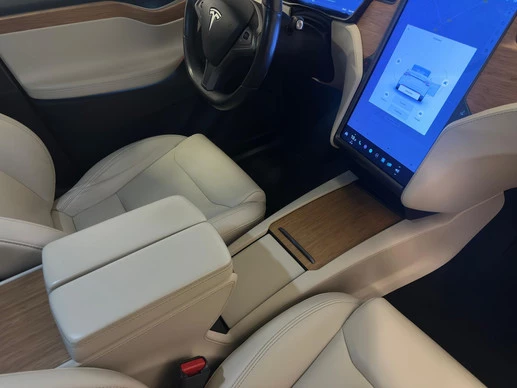 Tesla Model X - Afbeelding 26 van 30