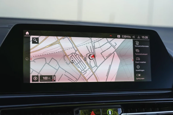 BMW M8 - Afbeelding 23 van 30