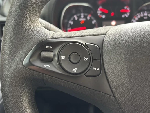 Opel Combo - Afbeelding 14 van 24