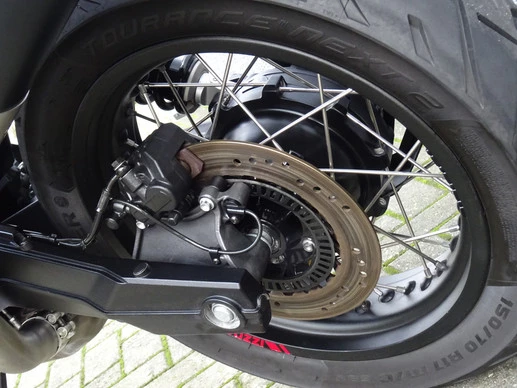 Moto Guzzi V85 - Afbeelding 14 van 16