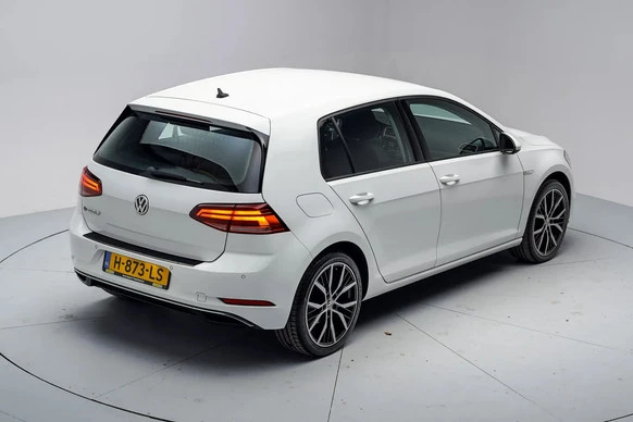 Volkswagen e-Golf - Afbeelding 13 van 30