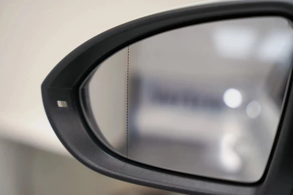 Volkswagen e-Golf - Afbeelding 15 van 30