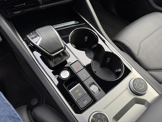 Volkswagen Touareg - Afbeelding 15 van 29