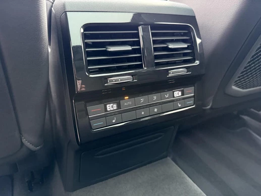 Volkswagen Touareg - Afbeelding 24 van 29