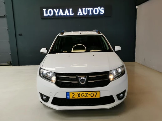Dacia Logan - Afbeelding 3 van 17