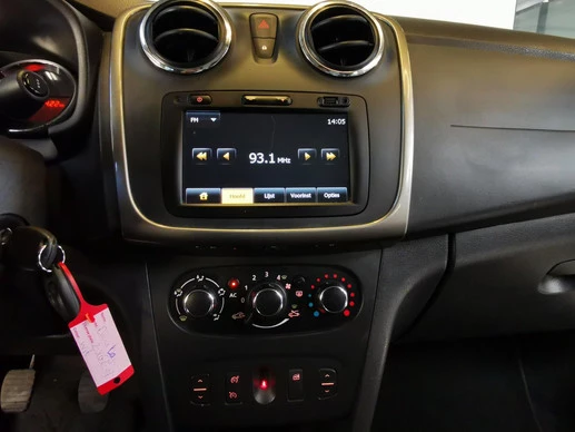 Dacia Logan - Afbeelding 13 van 17