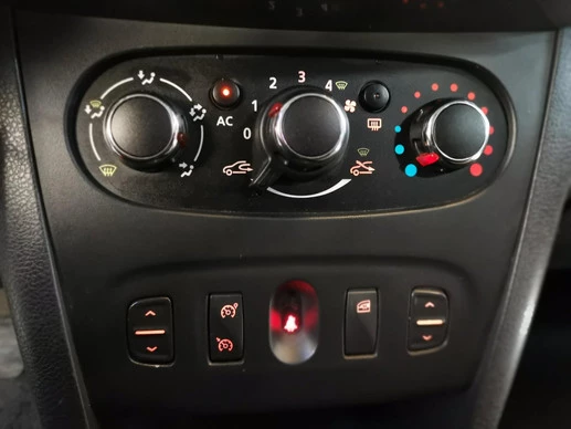 Dacia Logan - Afbeelding 15 van 17