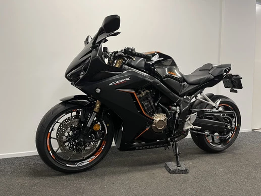 Honda CBR 650 - Afbeelding 15 van 23