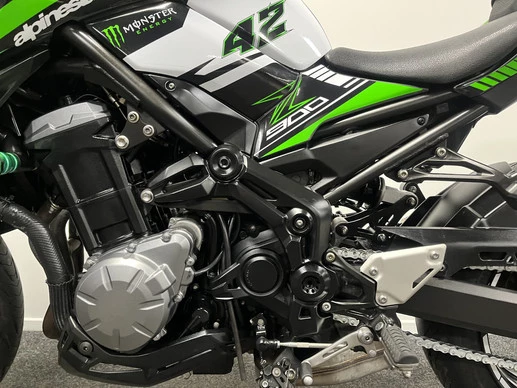 Kawasaki Z900 - Afbeelding 17 van 22