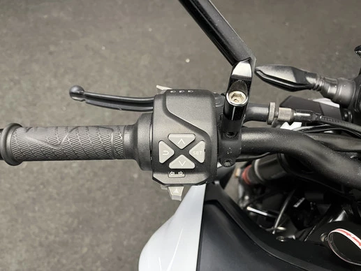 KTM 890 - Afbeelding 21 van 22