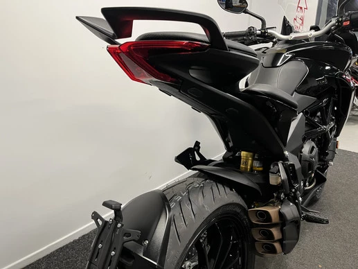 MV Agusta Turismo veloce - Afbeelding 11 van 22