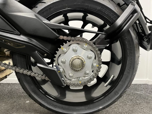 MV Agusta Turismo veloce - Afbeelding 18 van 22