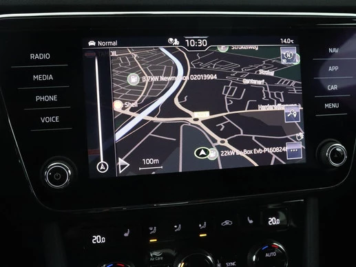 Škoda Superb - Afbeelding 14 van 30