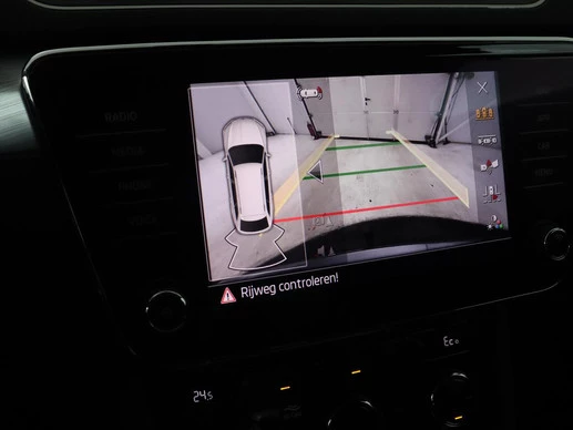 Škoda Superb - Afbeelding 15 van 30