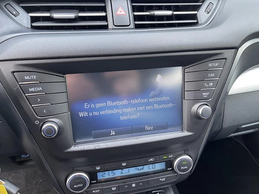 Toyota Avensis - Afbeelding 13 van 30