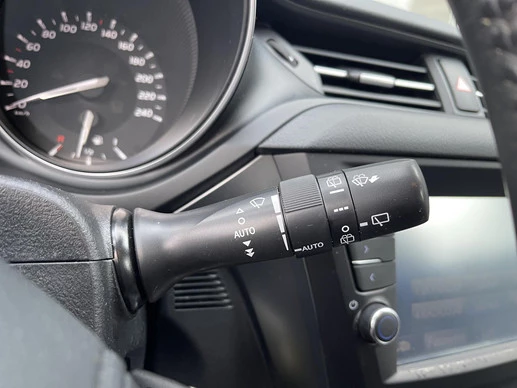 Toyota Avensis - Afbeelding 26 van 30