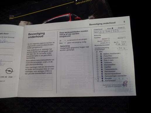 Opel Astra - Afbeelding 28 van 30