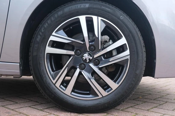 Peugeot 208 - Afbeelding 27 van 30