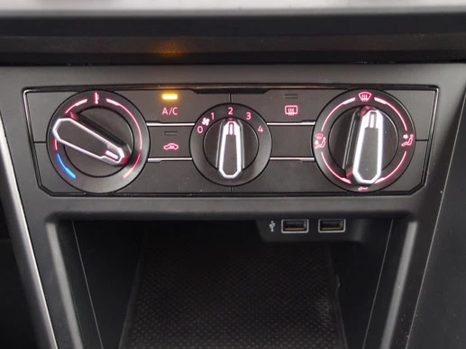 Volkswagen Polo - Afbeelding 25 van 30