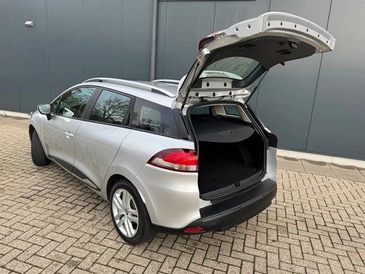 Renault Clio - Afbeelding 17 van 30