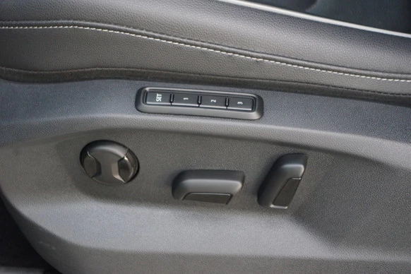 Volkswagen Tiguan - Afbeelding 9 van 30