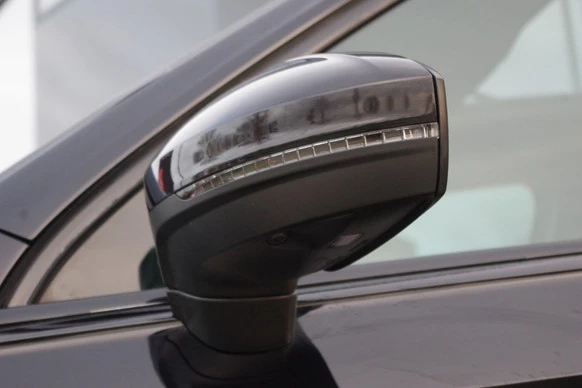 Volkswagen Tiguan - Afbeelding 21 van 30