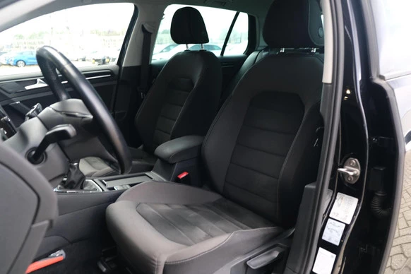 Volkswagen Golf - Afbeelding 4 van 28