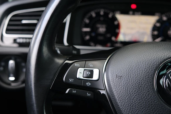 Volkswagen Golf - Afbeelding 13 van 28
