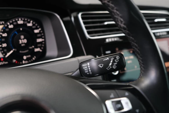 Volkswagen Golf - Afbeelding 16 van 28