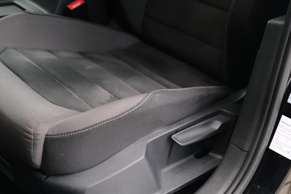 Volkswagen Golf - Afbeelding 27 van 28