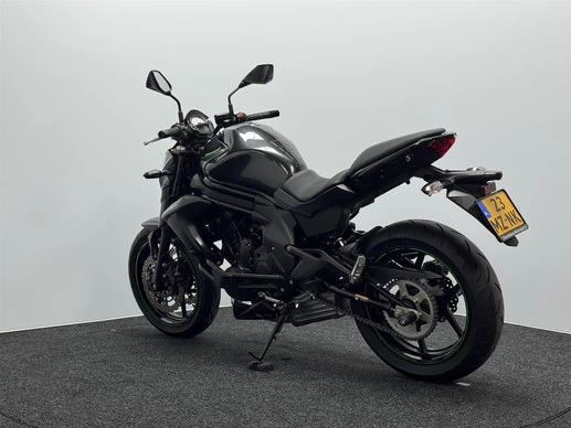 Kawasaki ER6-N - Afbeelding 11 van 17