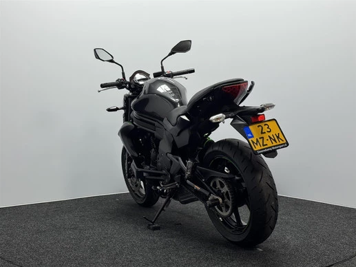Kawasaki ER6-N - Afbeelding 12 van 17