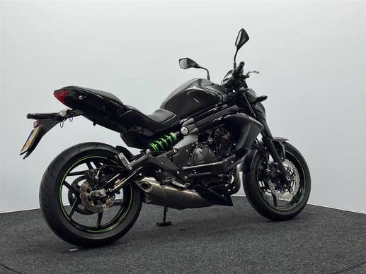 Kawasaki ER6-N - Afbeelding 16 van 17
