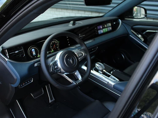 Voyah Free - Afbeelding 16 van 30