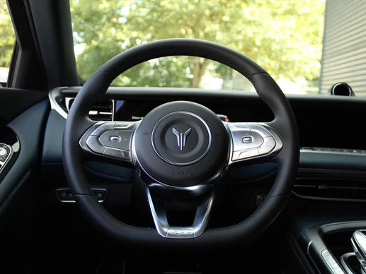 Voyah Free - Afbeelding 18 van 30