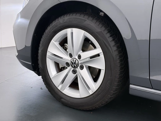 Volkswagen Golf - Afbeelding 23 van 30