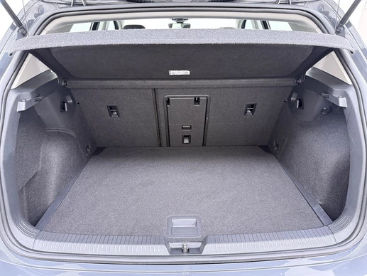 Volkswagen Golf - Afbeelding 24 van 30