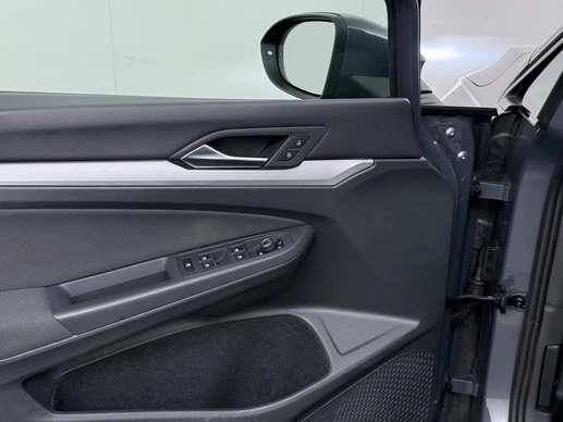 Volkswagen Golf - Afbeelding 25 van 30