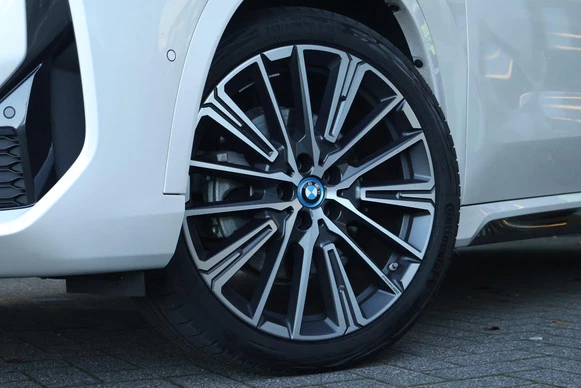 BMW iX1 - Afbeelding 5 van 30