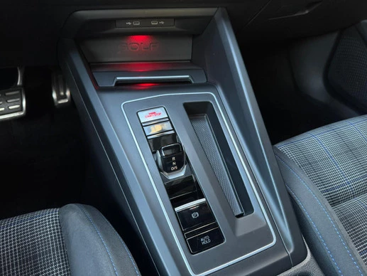 Volkswagen Golf - Afbeelding 16 van 30