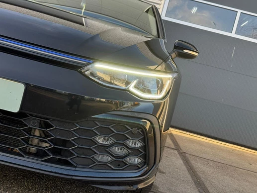 Volkswagen Golf - Afbeelding 18 van 30