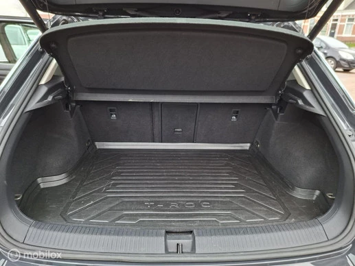Volkswagen T-Roc - Afbeelding 12 van 23