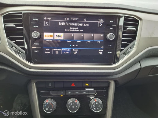 Volkswagen T-Roc - Afbeelding 21 van 23