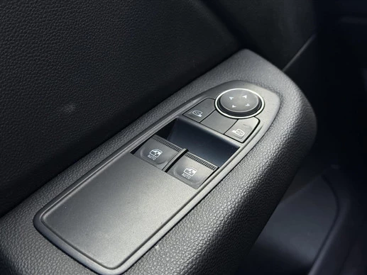 Renault Clio - Afbeelding 27 van 30